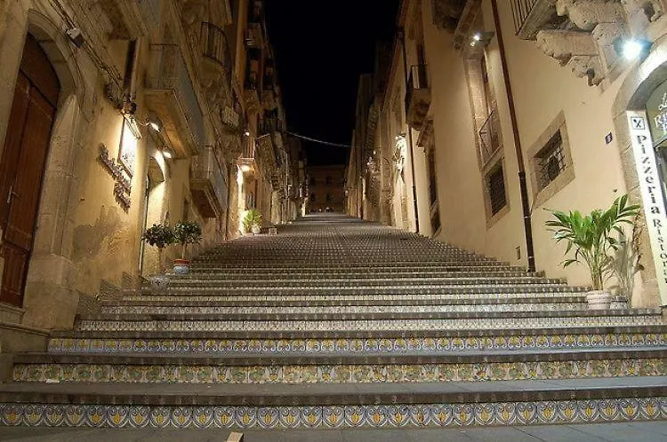 Bed & Breakfast Bed and Breakfast Il Piccolo Attico Caltagirone Italia