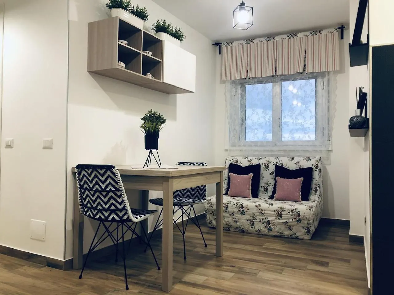Bed and Breakfast Il Piccolo Attico Кальтаджироне Отель типа 
